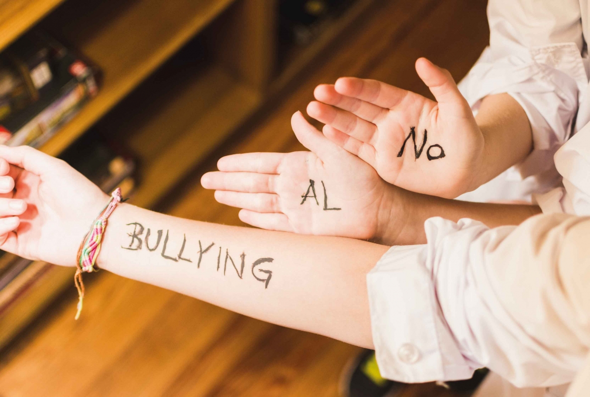 «Bullying», baja autoestima y rechazo paternal